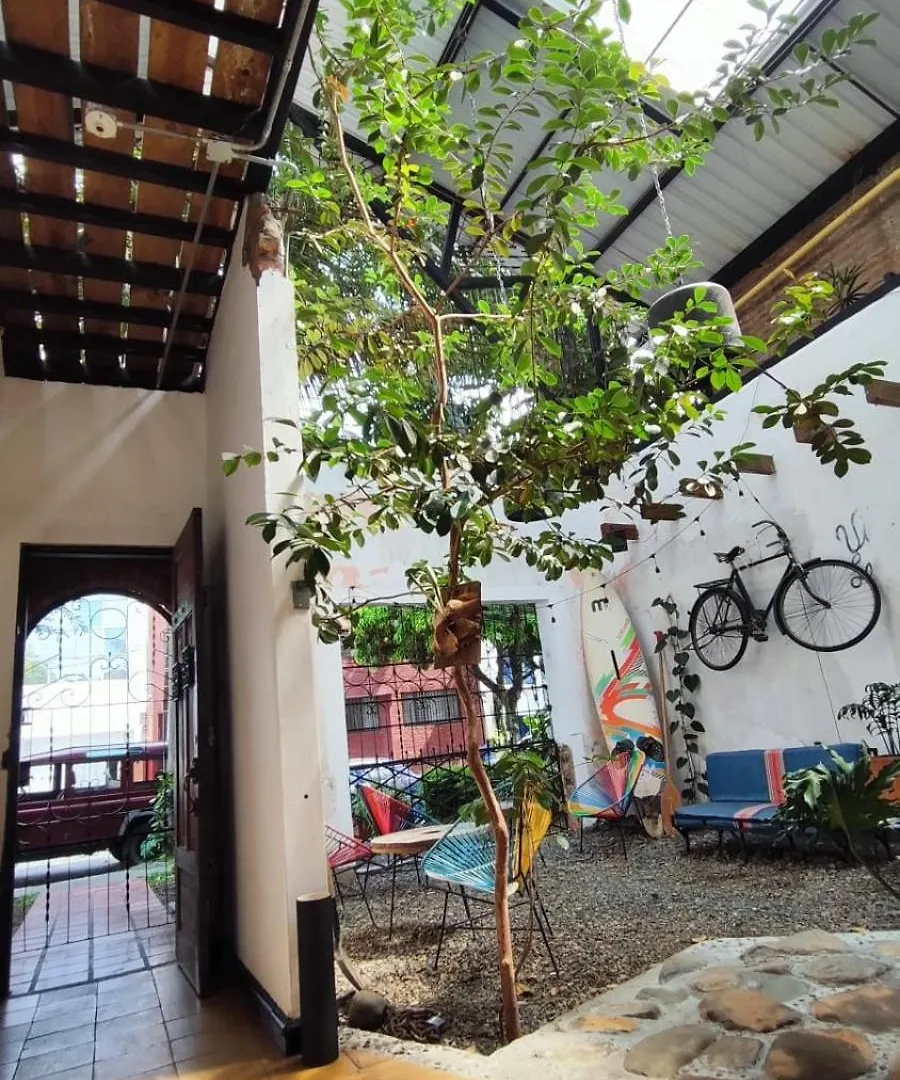Rollinkeepers House Hotel Cali Guest house